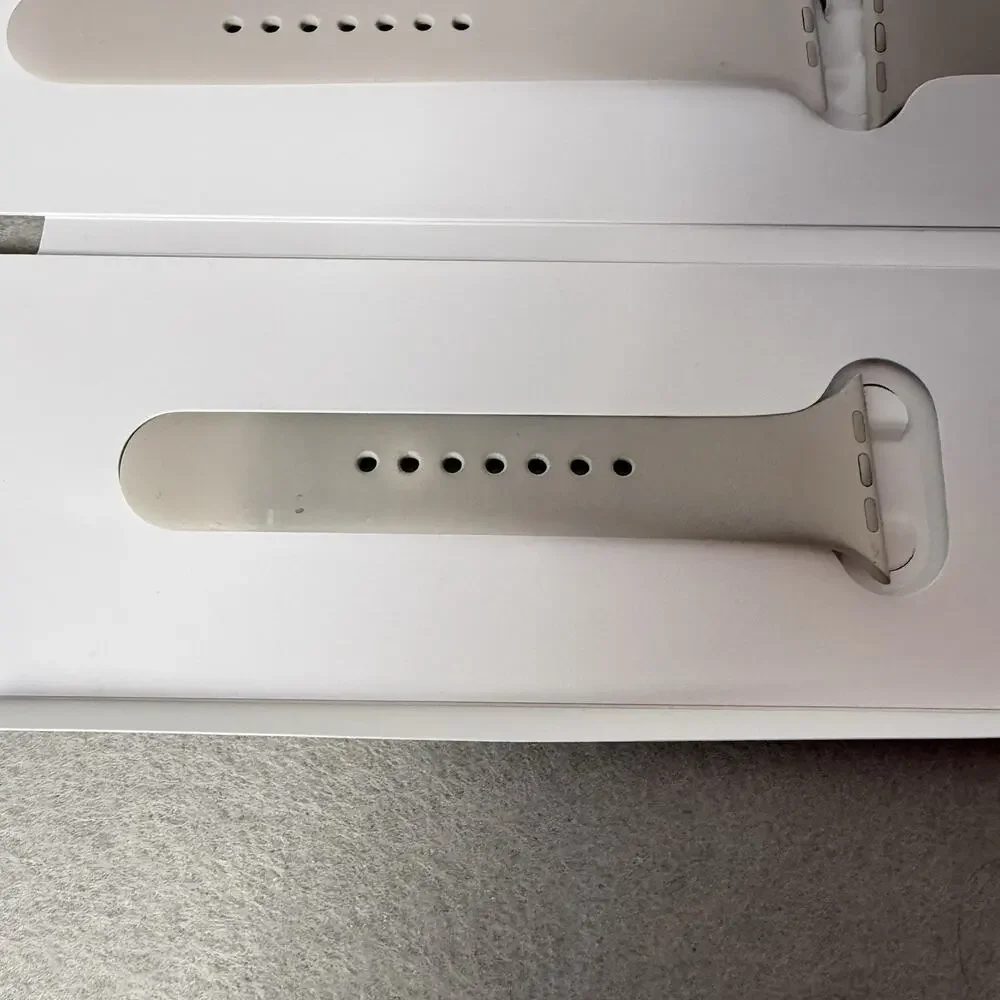 Apple Watch Sport band 45mm Starlight S/M And M/L